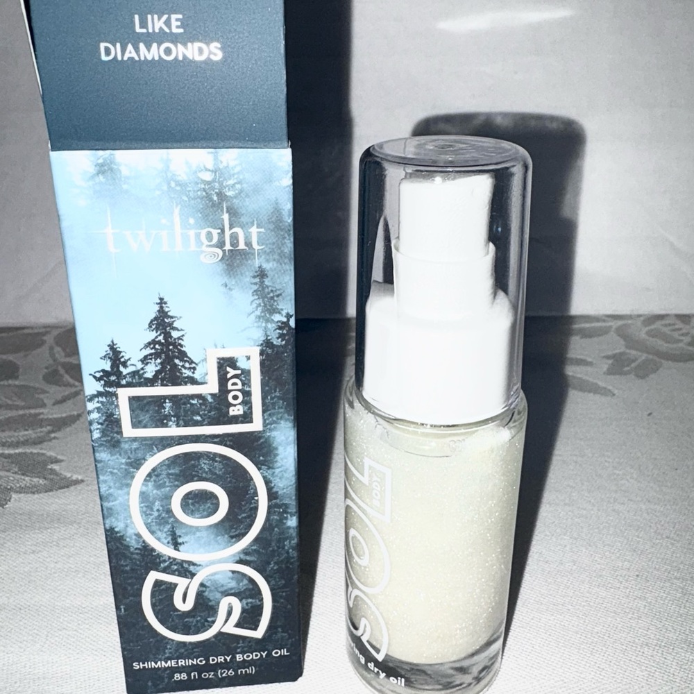 Colourpop x Twilight SOL Shimmering Dry Body Oil